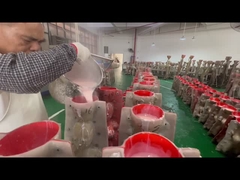 boneca de sexo-colocar matéria-prima em molde